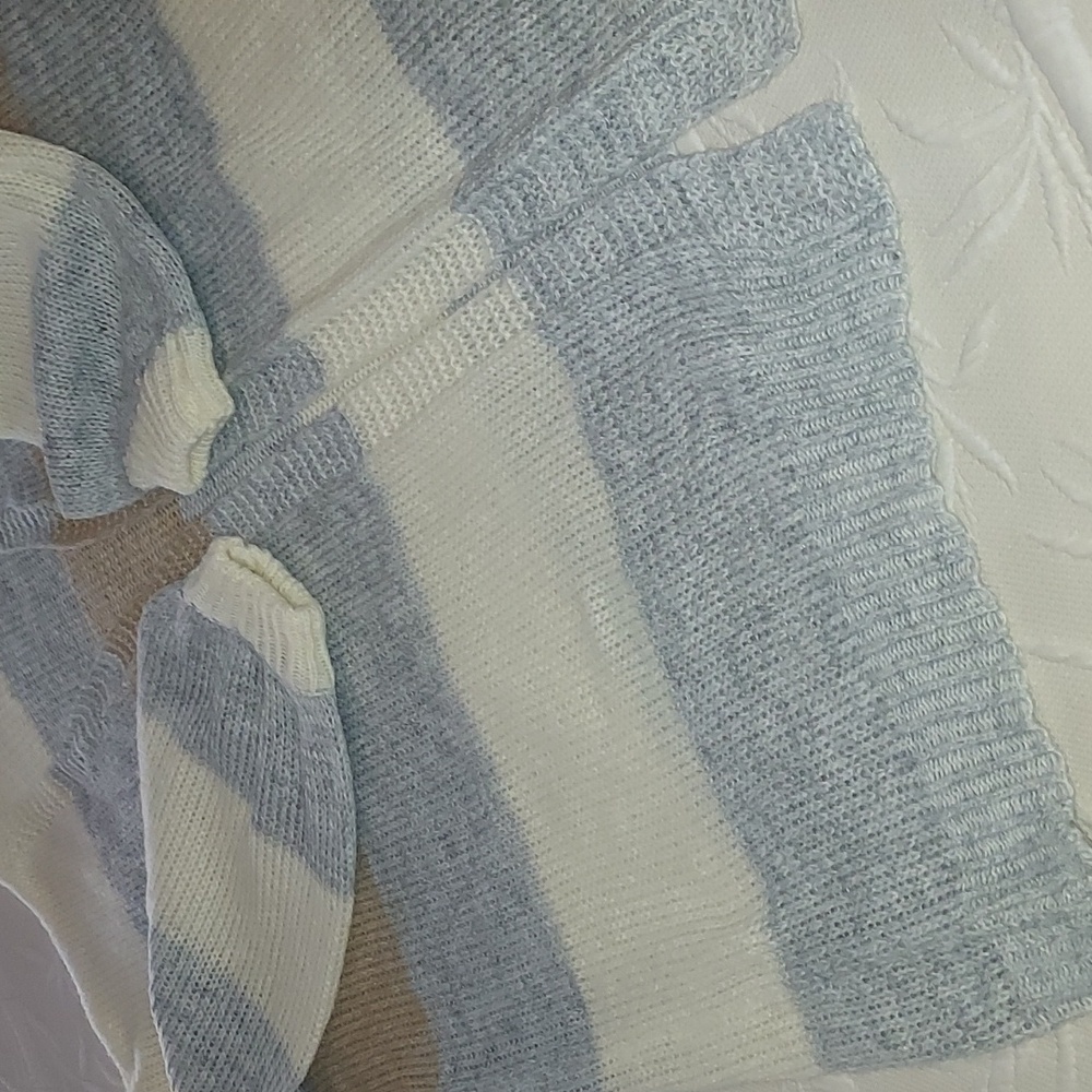 Cardigan - Picture 8 of 8